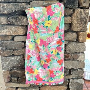 Lilly Pulitzer Dress 8 Strapless Hawaiian flowers parrots Ribbon ruffle hem